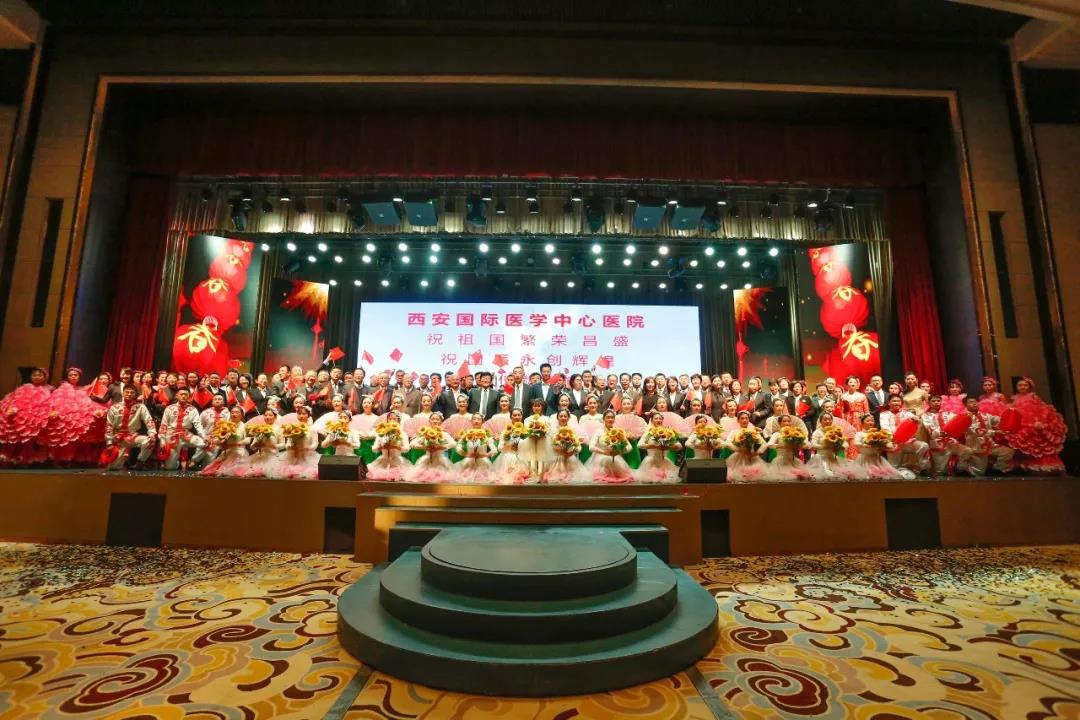 嗨起來(lái)！《啟航 圓夢(mèng)》文藝匯演精彩紛呈暖心提氣