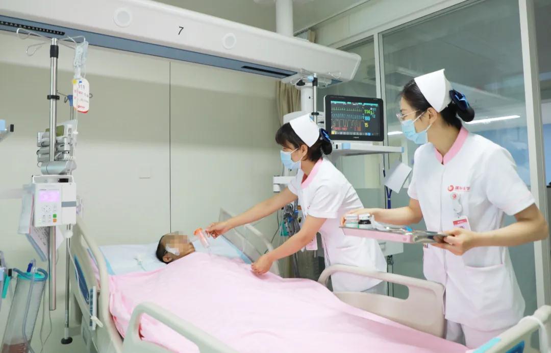 離死亡最近，離希望也更近——記西安國際醫(yī)學(xué)中心醫(yī)院胸外科ICU