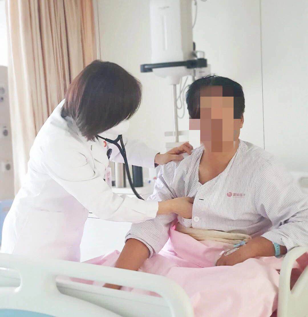 這種胸悶、胸痛要注意！你該去做這項(xiàng)檢查