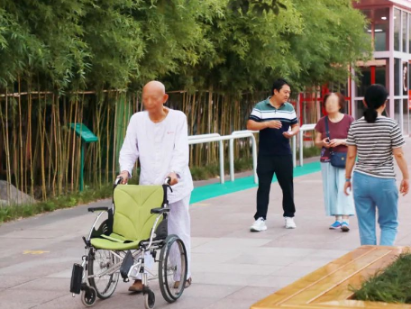 住院期間也能給健康加分？每周一、三、五動起來，為健康打卡！