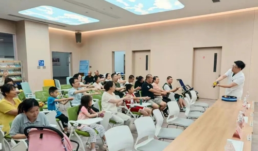 愛在音符中流淌，希望在指尖處傳遞——直擊腦癱多學(xué)科義診現(xiàn)場(chǎng)